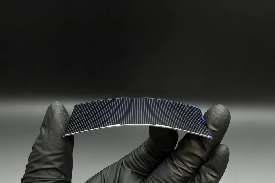 P-type Heterojunction Solar Cell (P-HJT)