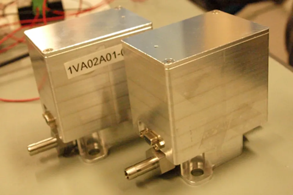 Latch valve